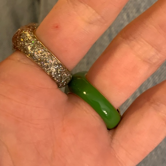 Heart Shaped Rings - Picture 3 of 4